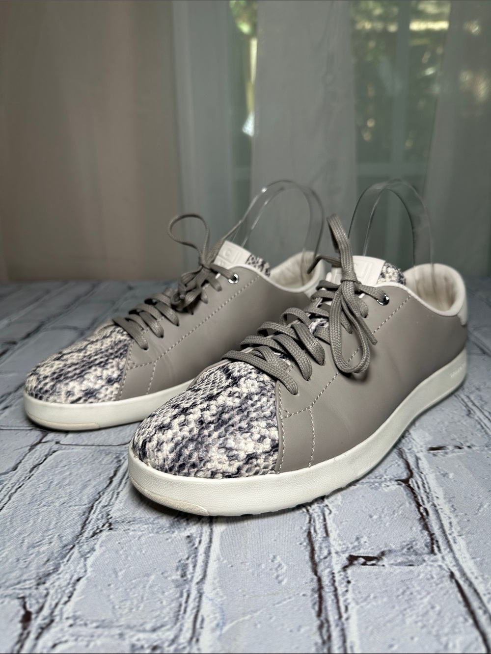 Cole Haan Leather Grandpro Tennis Sneakers Snakeskin Pattern Women’s Size 8.5 B